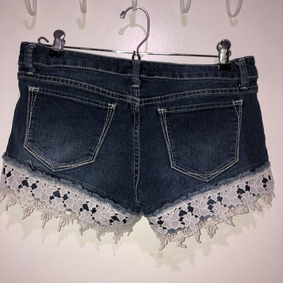 LADIES No boundaries shorts size 7 - Picture 2 of 3